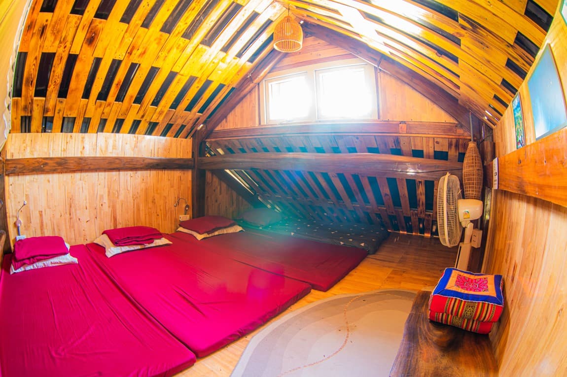 Phòng áp mái đôi