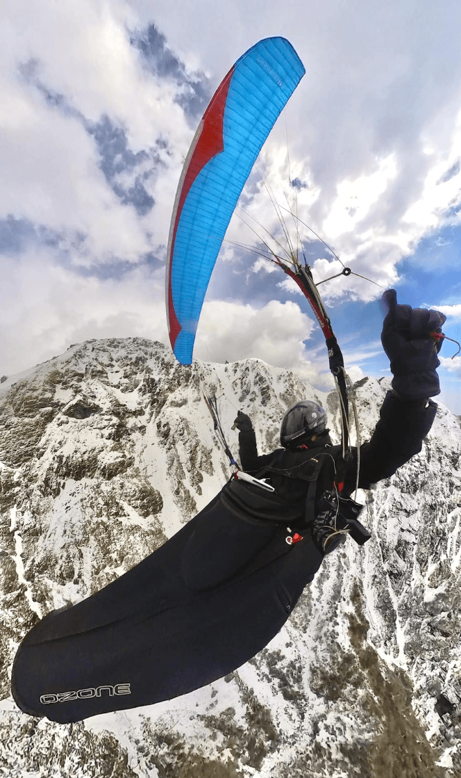 Phi công BISHAL SKYBOY selfie