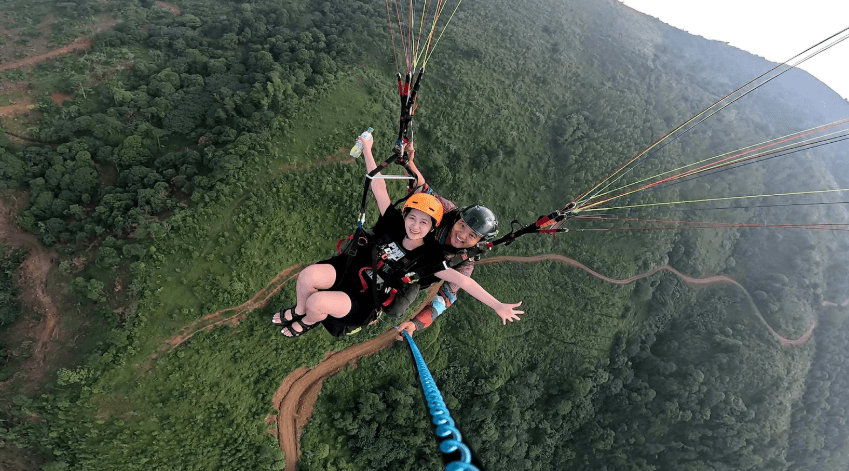 Phi công CHIẾN THẮNG selfie