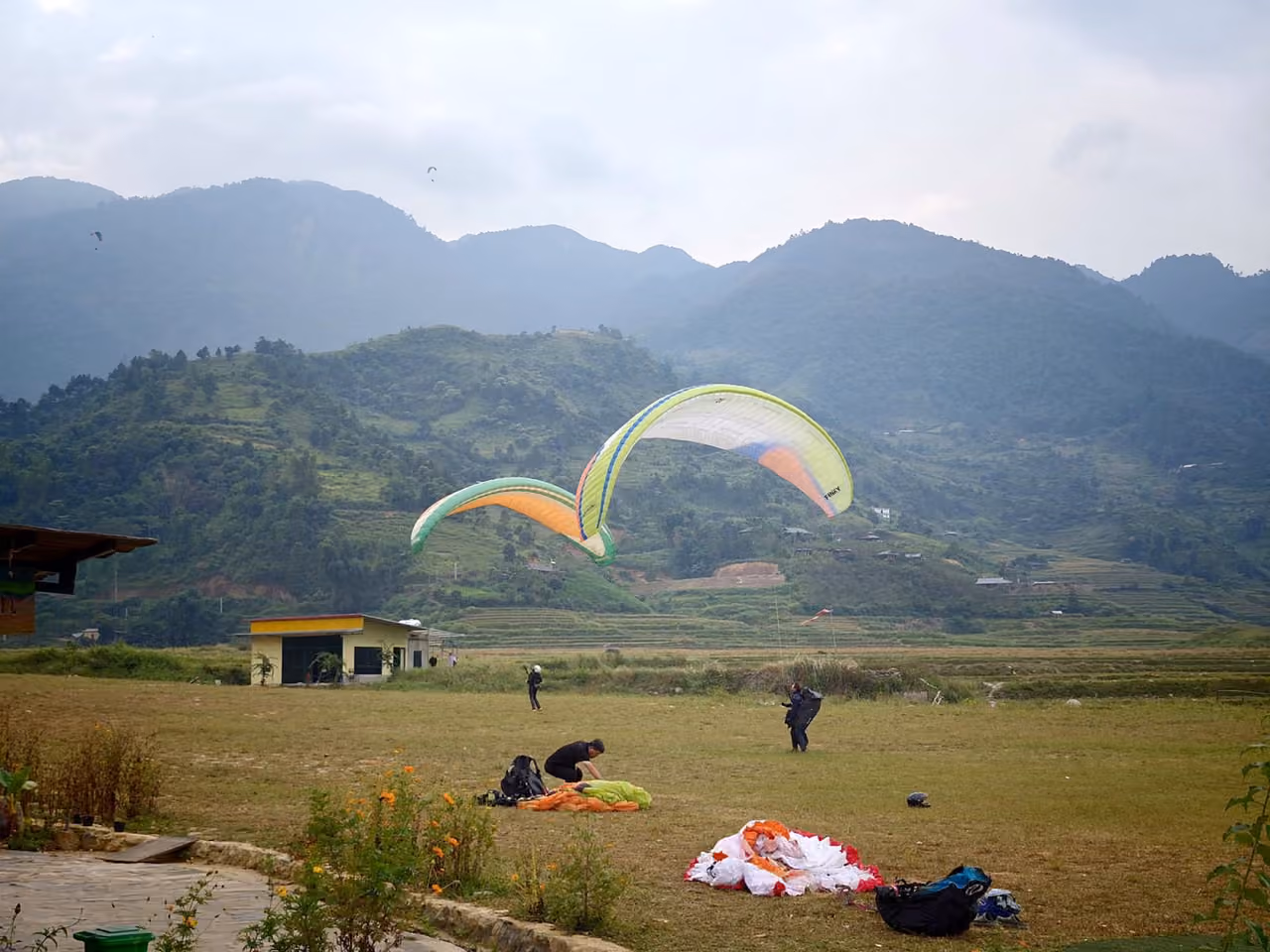 Khoá học dù lượn cấp tốc P1 – P2 (5–7 ngày)