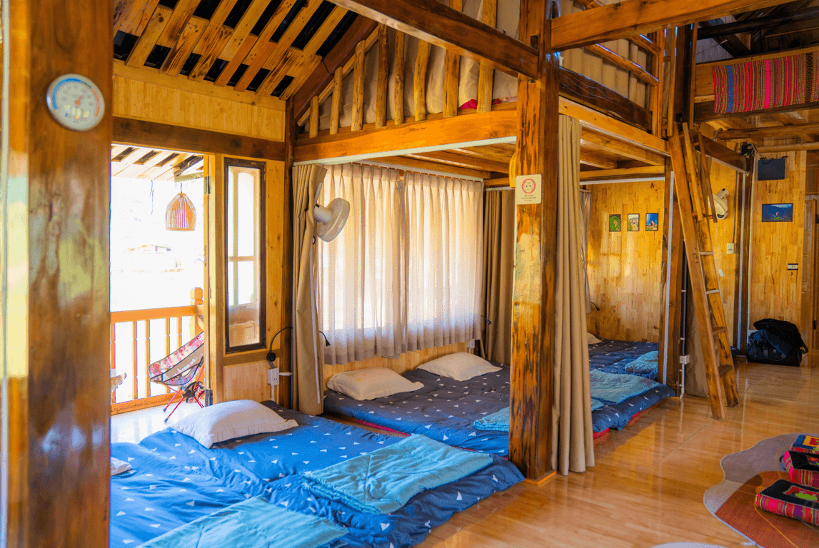 Whole Floor (excl. 2 double rooms)
