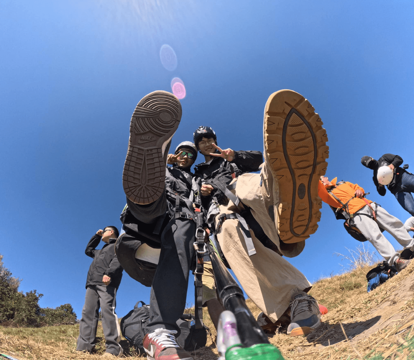 Phi công SUMAN THAPA selfie