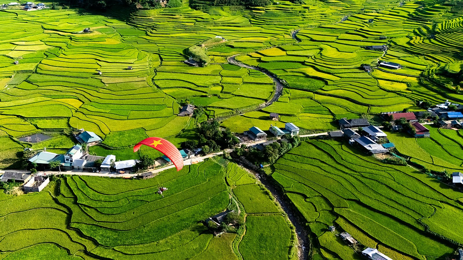 Khoảnh khắc tại điểm bay