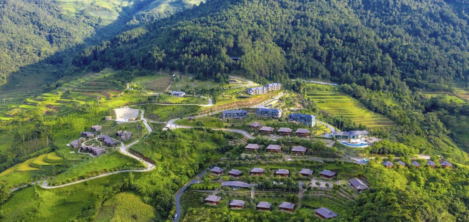 Tú Lệ: Le Champ Resort, suối khoáng nóng và đường trượt zipline
