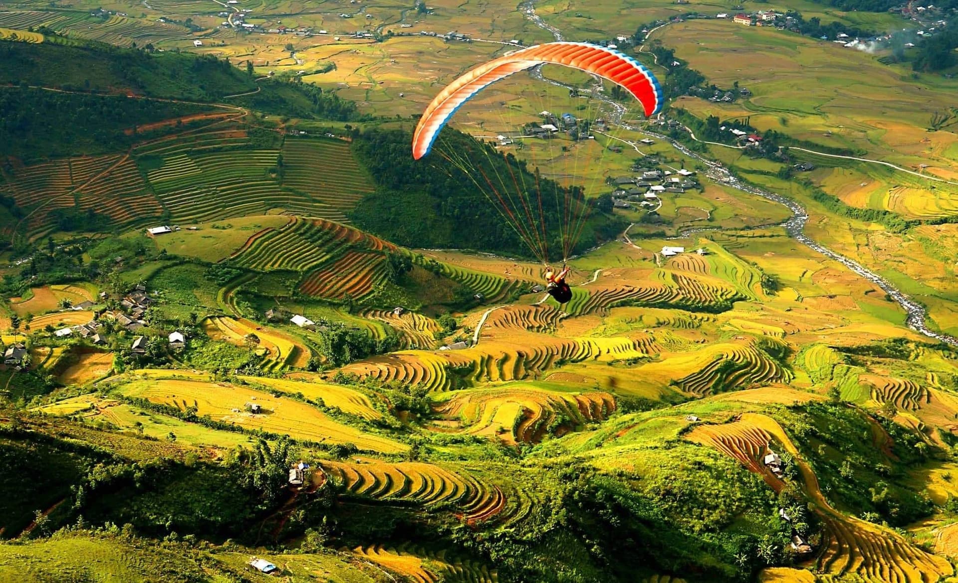 Khau Pha Pass Paragliding Site (Mu Cang Chai) - Top 10 most beautiful flying sites in the world