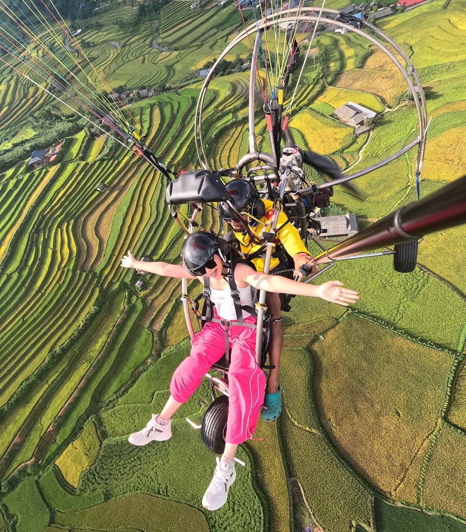 Phân biệt dù lượn (Paragliding) và dù lượn động cơ (Paramotor, paratrike)