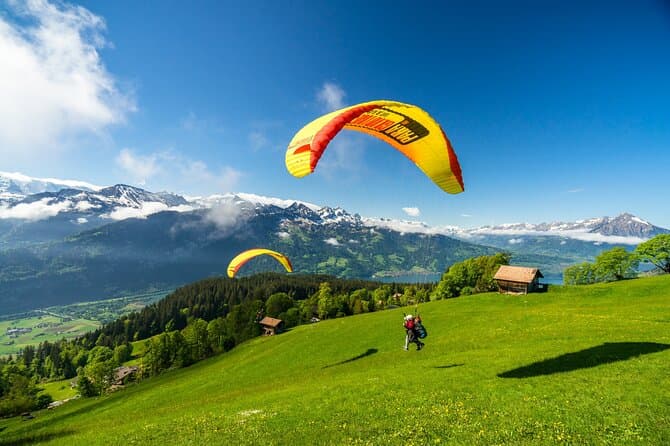 Top 5 Most Beautiful Paragliding Destinations in the World